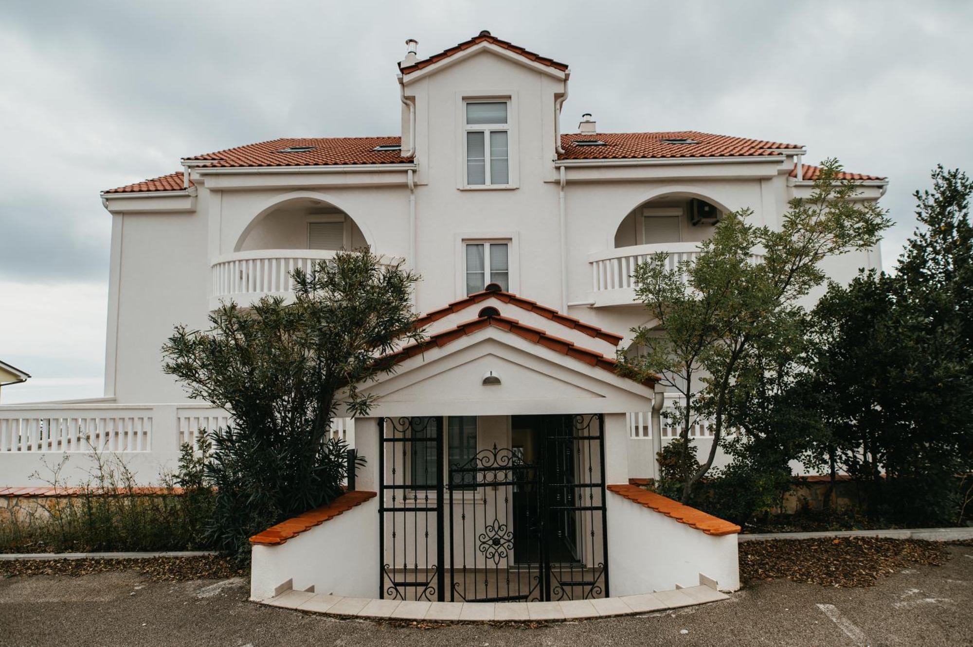 Villa Bellevue Novi Vinodolski Eksteriør billede